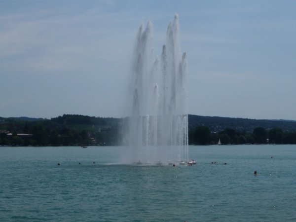 Fountain on Lake Zurich