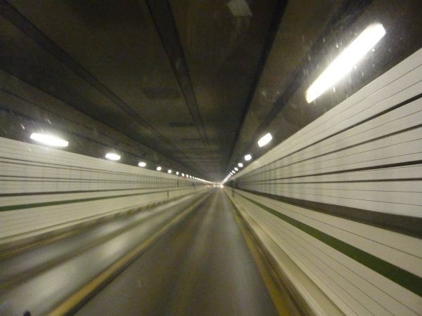 Inside the Tunnel Under The Suez Canal | Photo