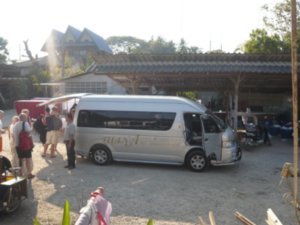 Mini Bus/Van -  Arrived In Chiangkong
