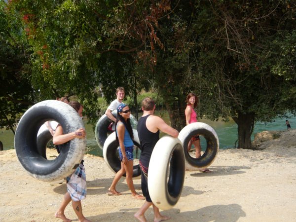 A Day of Tubing On The Song River