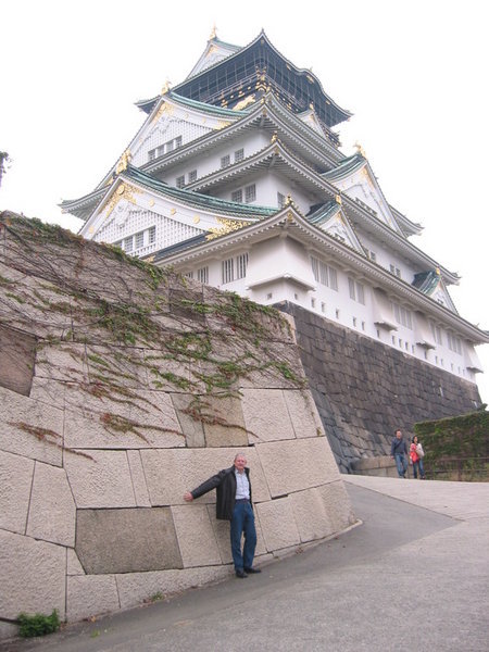 Kev at Osaka Castle