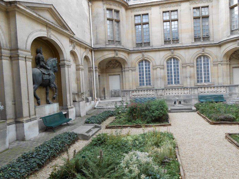 Courtyard in Musée Carnavalet