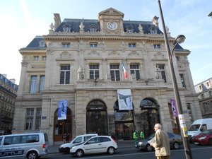 L'Hôtel de Ville at Montmartre