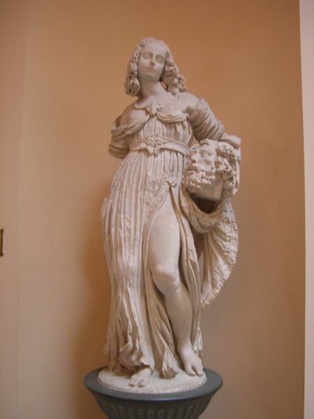 Sculpture of Judith with the head of Holofernes