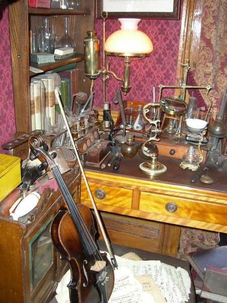 Holmes's chemistry set and violin