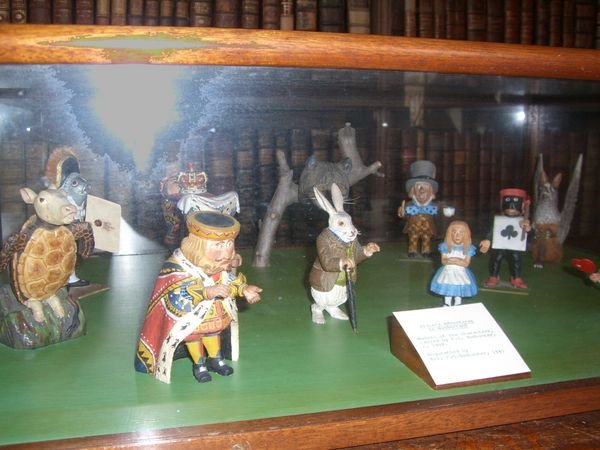 Alice and Wonderland Figurines