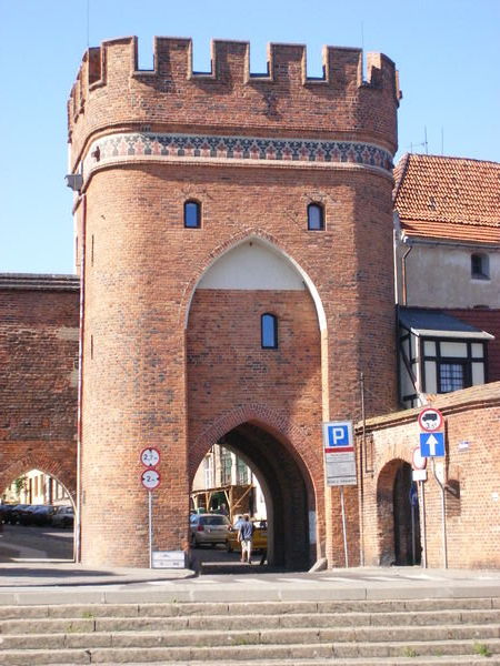 Gate to the city