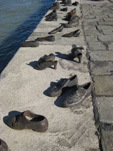 Shoe Monument
