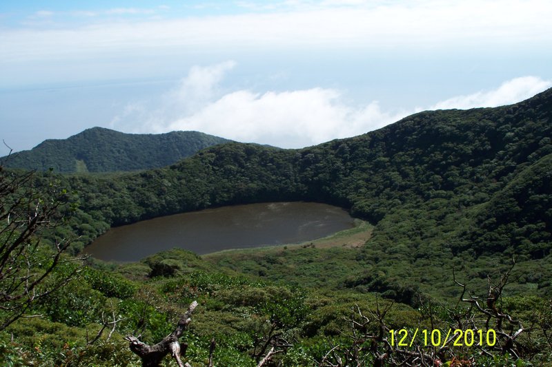Lake at the top of Volcan Maderas2