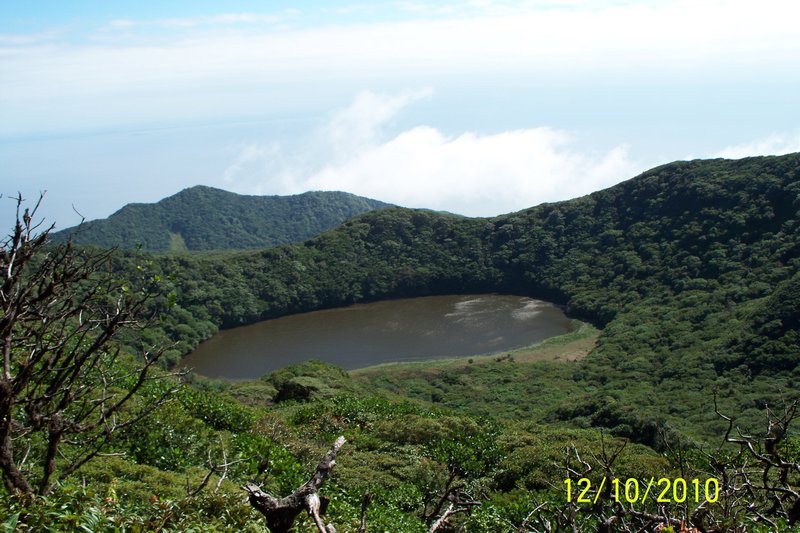 Lake at the top of Volcan Maderas3