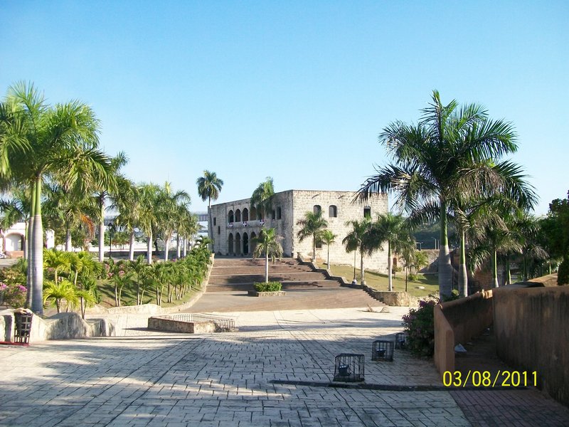 Bart Colons Plaza