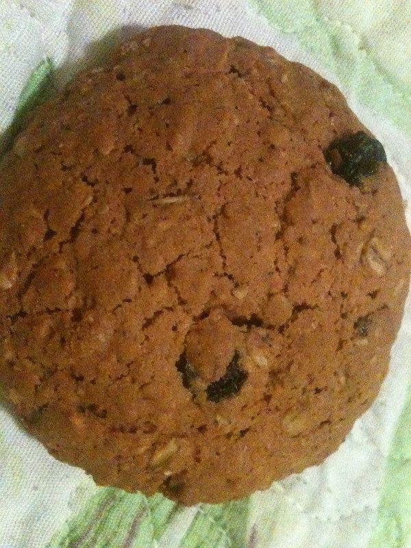 Uzbek Oatmeal Raisin Cookies