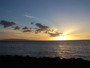 A closing Maui sunset