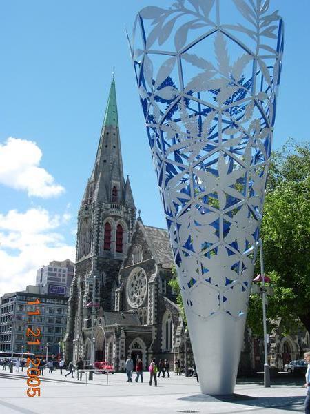 Christchurch Cathedral and Millennium Statue