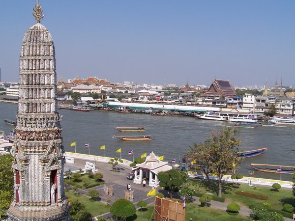 The view from the top of Wat Arun