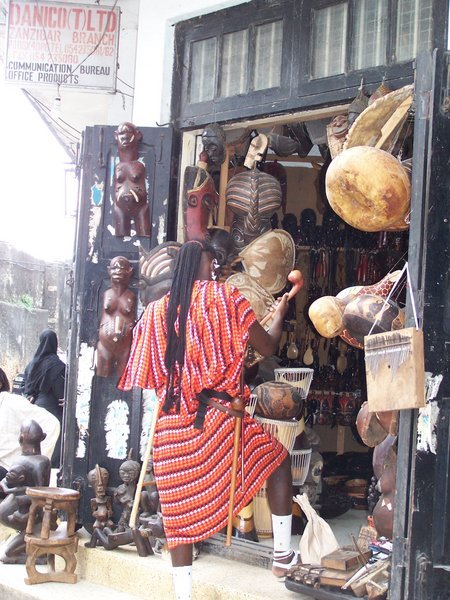 Masai shopper
