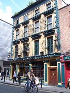 Quaint Dublin pub