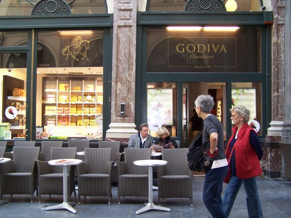 Godiva Cafe