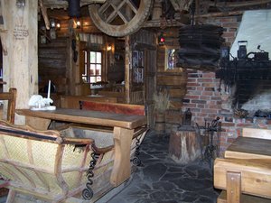 Another Highlander Restaurant with sleighs for booths
