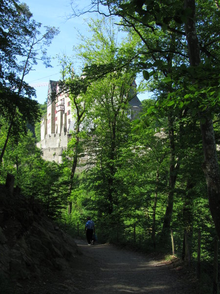 Hiking to Burg Eltz