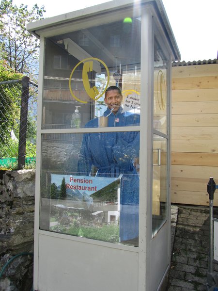 Obama stops for a shower in Gimmelwald
