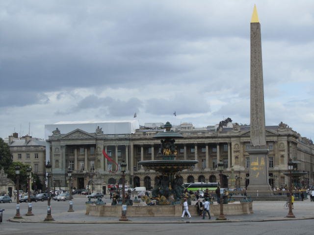Palace and Obelisk at Concord Square