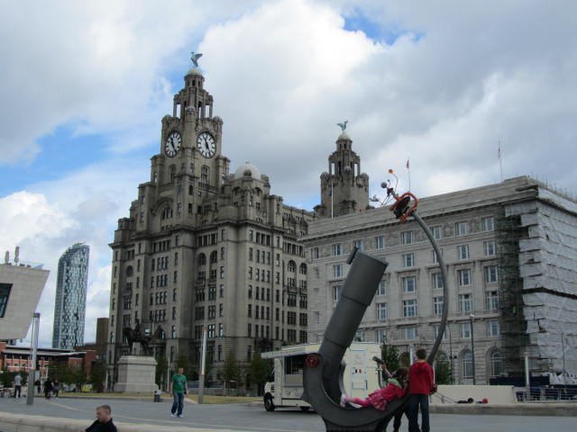Liver birds on top of the Town Hall