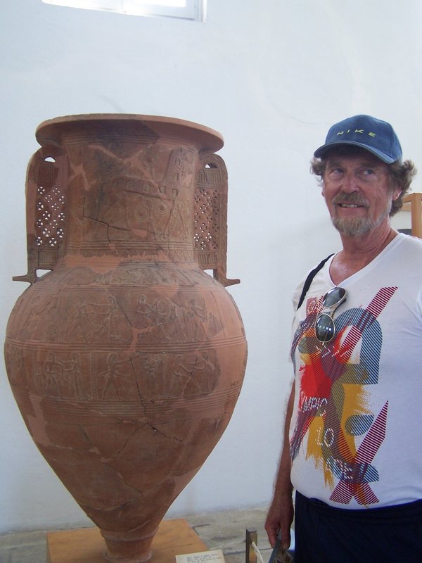 Delos urn in Mykonos archaeological museum