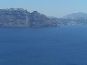 Looking back to Thira from Oia