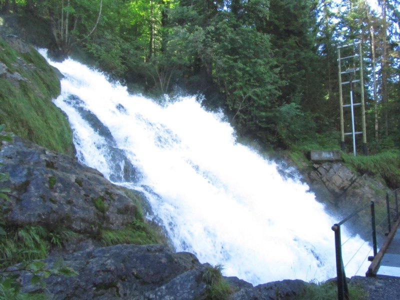 Giessbach Falls