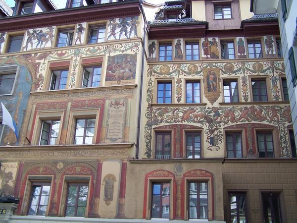 Lucerne building frescoe