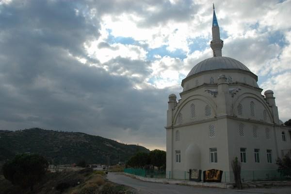 Mosque Overlooking Soke