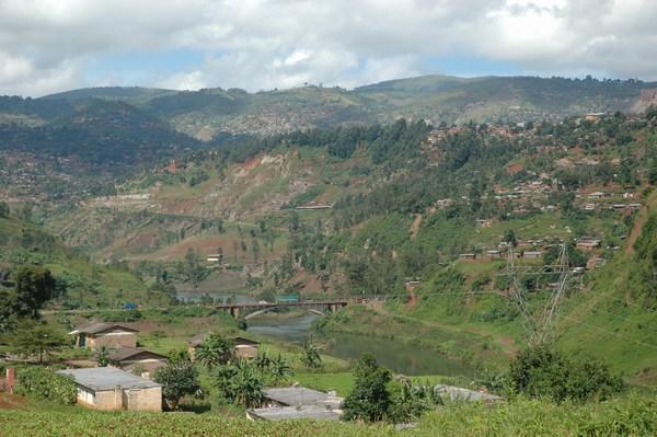 Rwanda on the Left, Congo on the Right