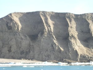 5.01 A Cliff Face on Seymour Island