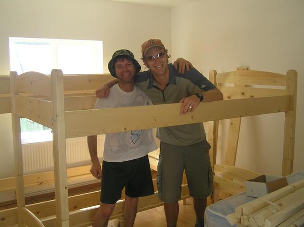 Grıff and Mırcha assemblıng bunk beds at camp