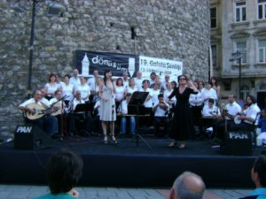 Concert at foot of Galata Tower