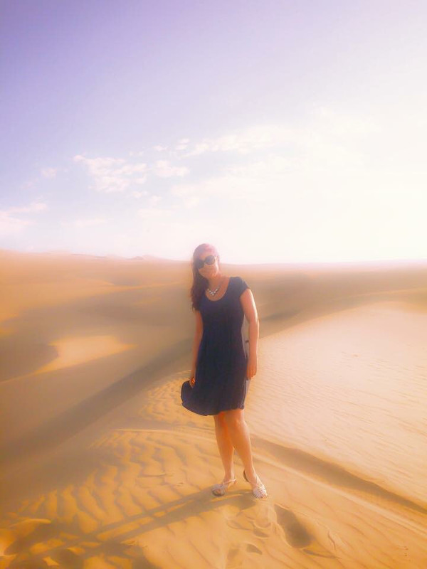 Carla at the Ica dunes