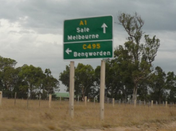 Sale & Melbourne - this way