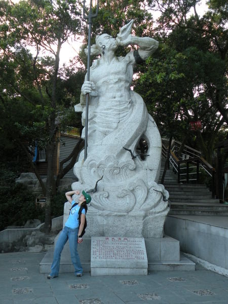 Jeanette and the Statue