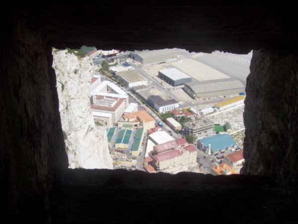 Tunnel Port Hole