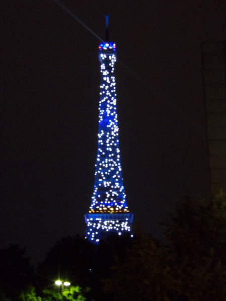 Effiel tower at night