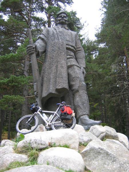 Goce Delchev statue