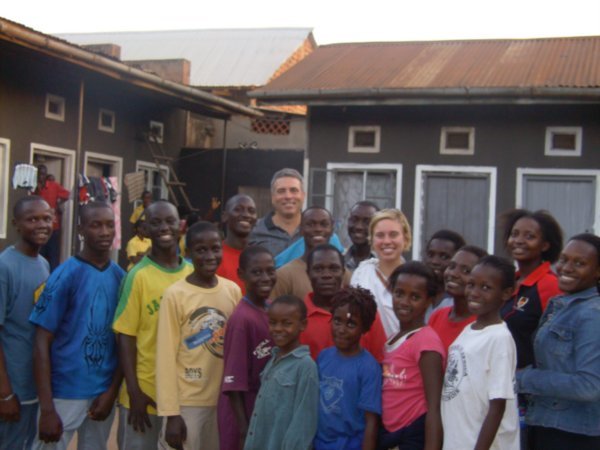Mike and Kelly with the Pearl of Africa choir