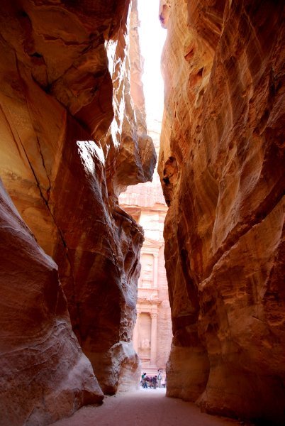 entrance to Petra, Treasury
