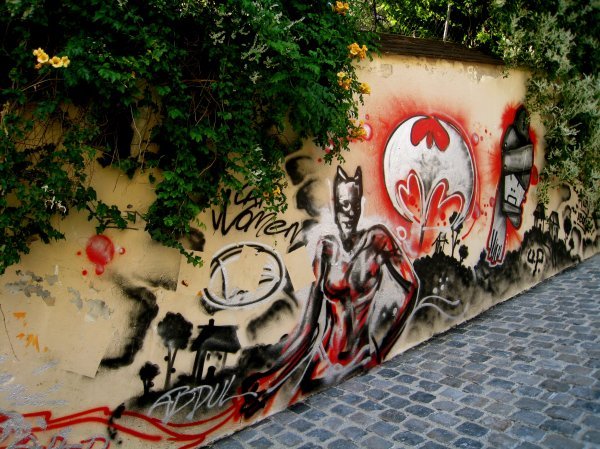graffiti in Montmartre
