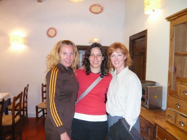 Beatriz (Northern Spain), Monica (Madrid) & Laura
