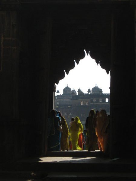Devotees visiting the temple, Orchha