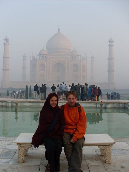 The classic "I was there" Taj photo