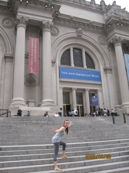 Me in front of the Metropolitain Museum of Art