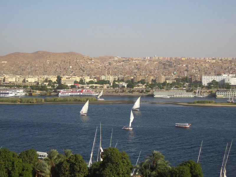 Aswan built up around the Nile